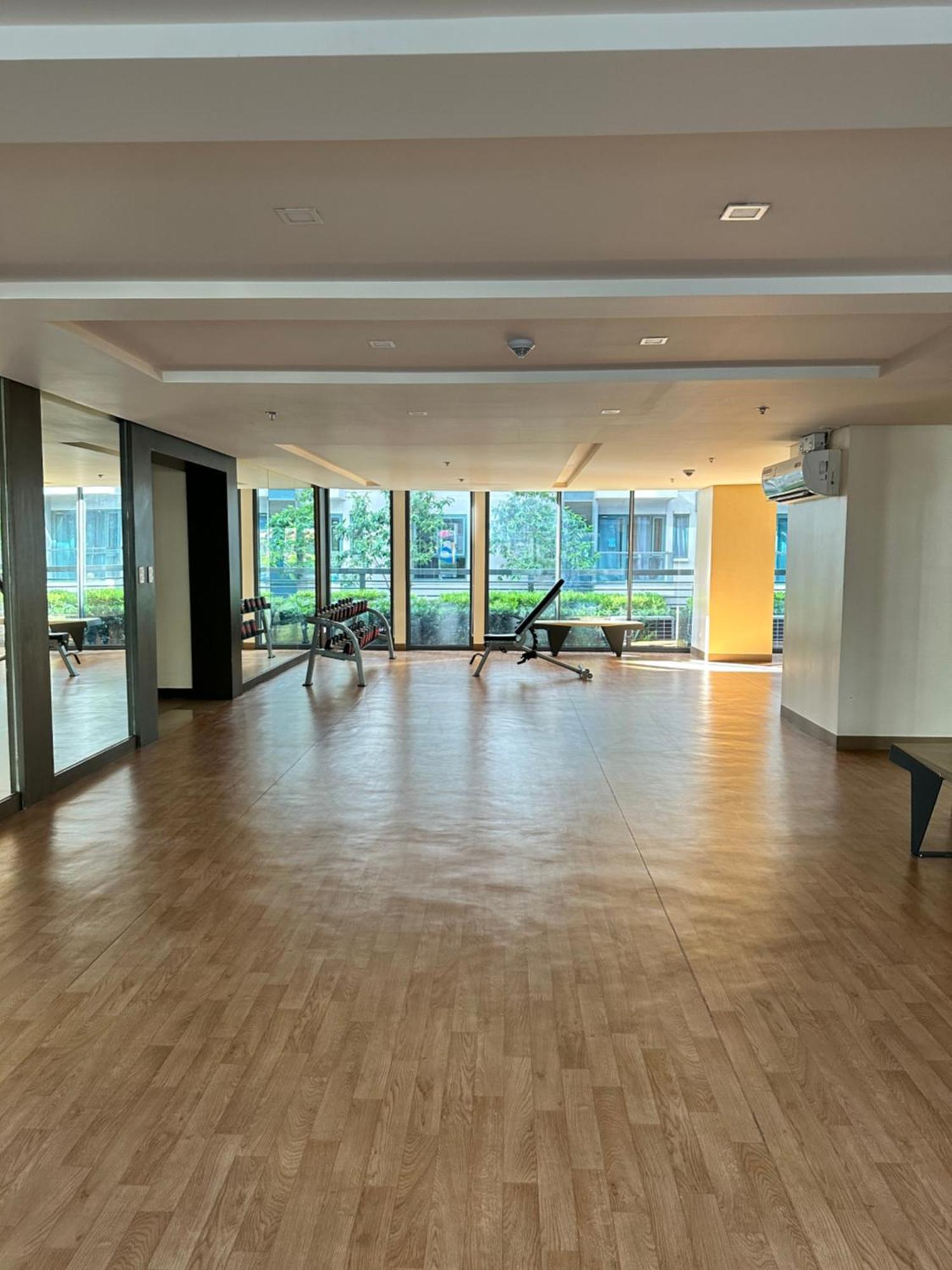 81 Newport Blvd Cluster 4 Unit B 3Rd Flr By Rechelle Nunag Pasay Ngoại thất bức ảnh