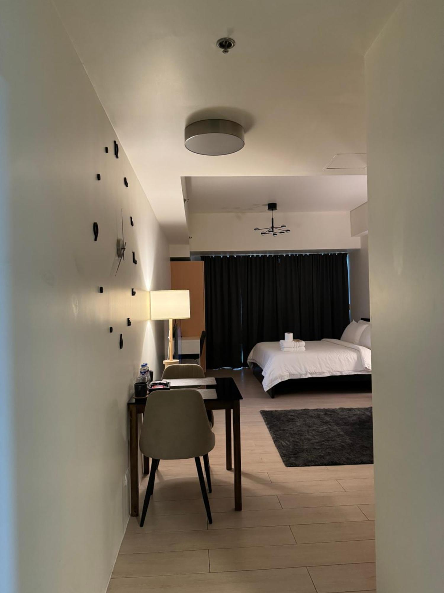 81 Newport Blvd Cluster 4 Unit B 3Rd Flr By Rechelle Nunag Pasay Ngoại thất bức ảnh