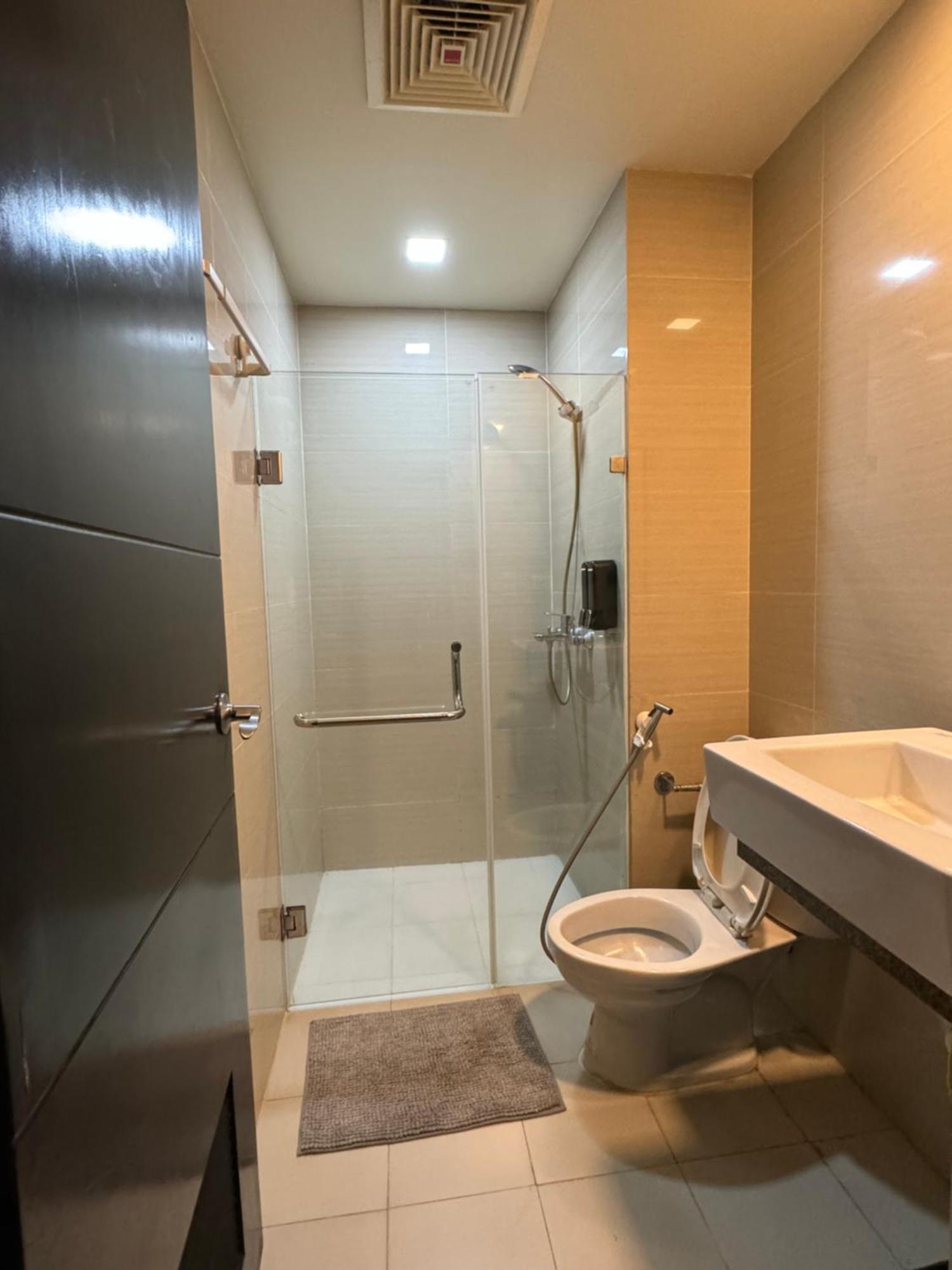 81 Newport Blvd Cluster 4 Unit B 3Rd Flr By Rechelle Nunag Pasay Ngoại thất bức ảnh