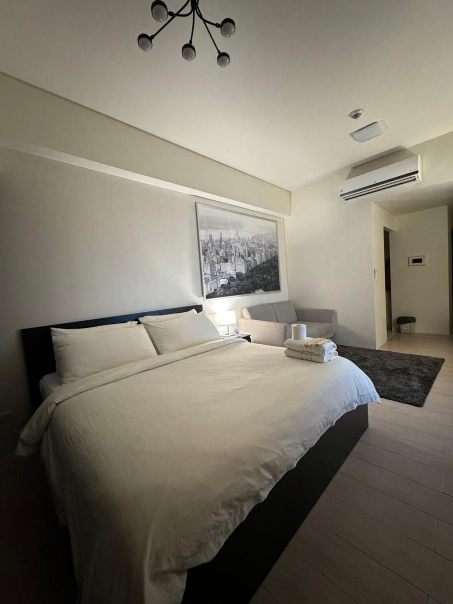 81 Newport Blvd Cluster 4 Unit B 3Rd Flr By Rechelle Nunag Pasay Ngoại thất bức ảnh