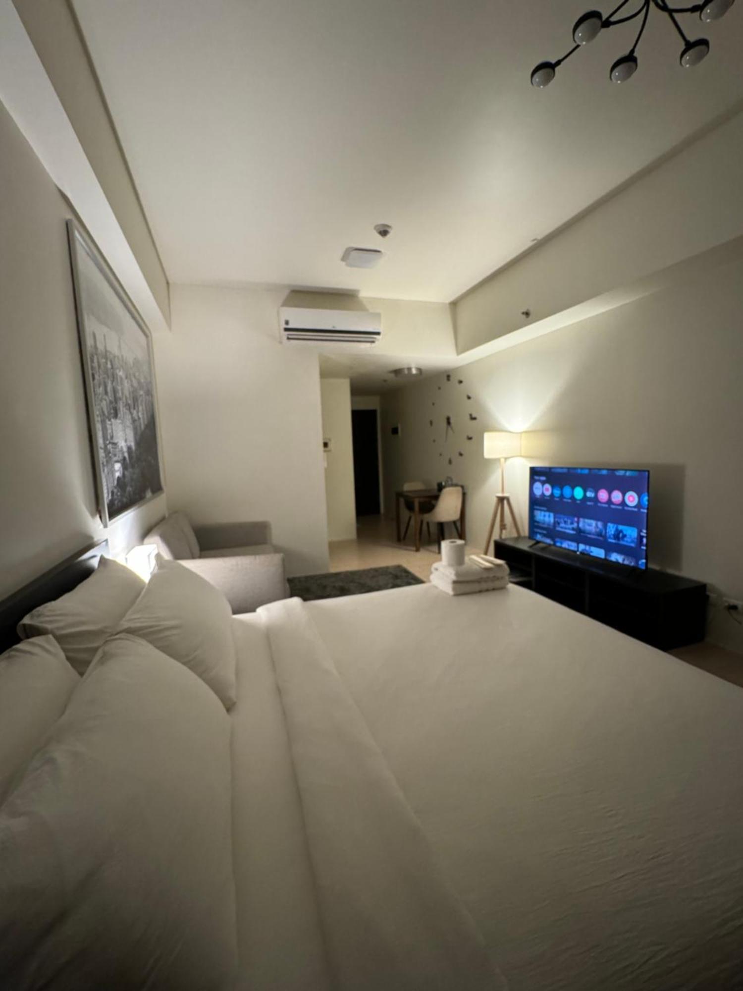 81 Newport Blvd Cluster 4 Unit B 3Rd Flr By Rechelle Nunag Pasay Ngoại thất bức ảnh